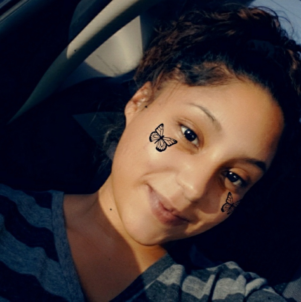 Meet your Posher, Aliza